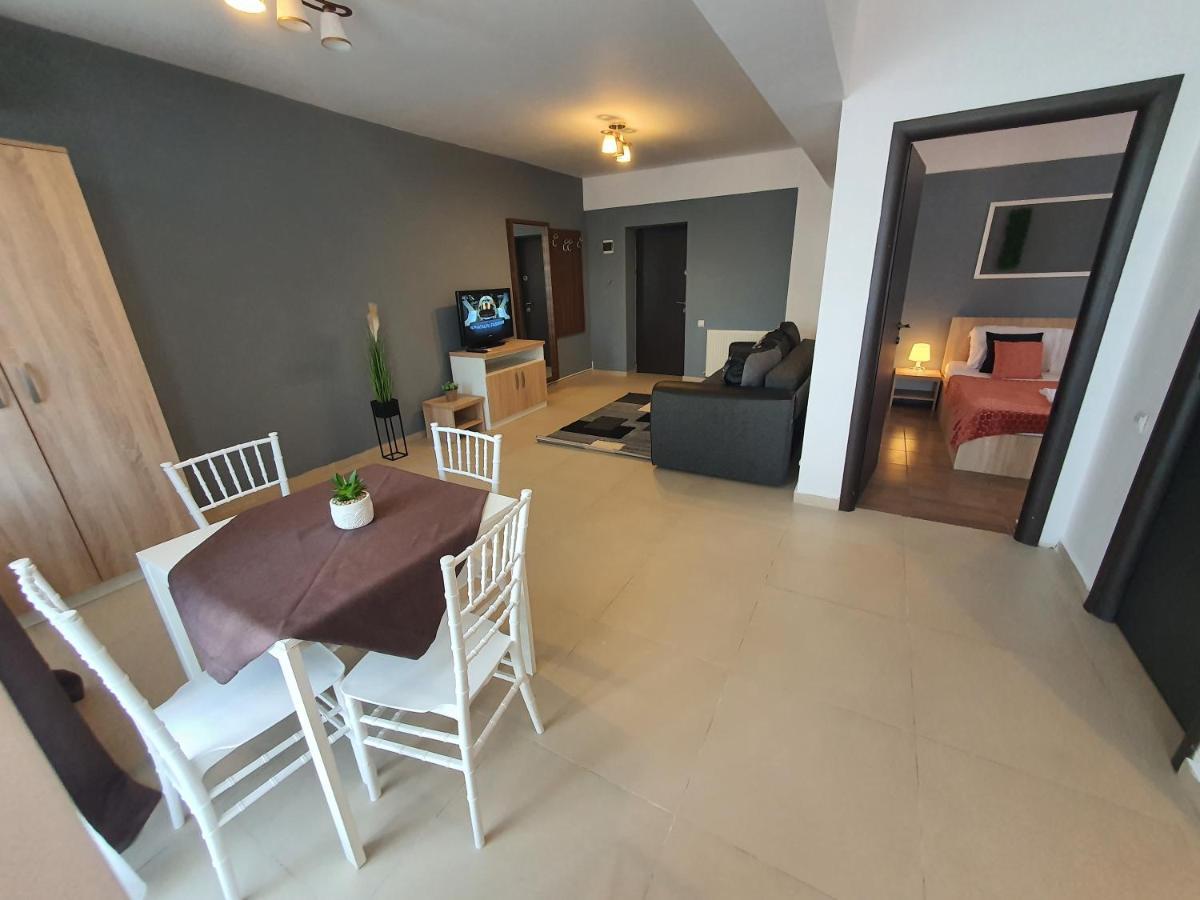 Villa Accommodation Boekarest Buitenkant foto