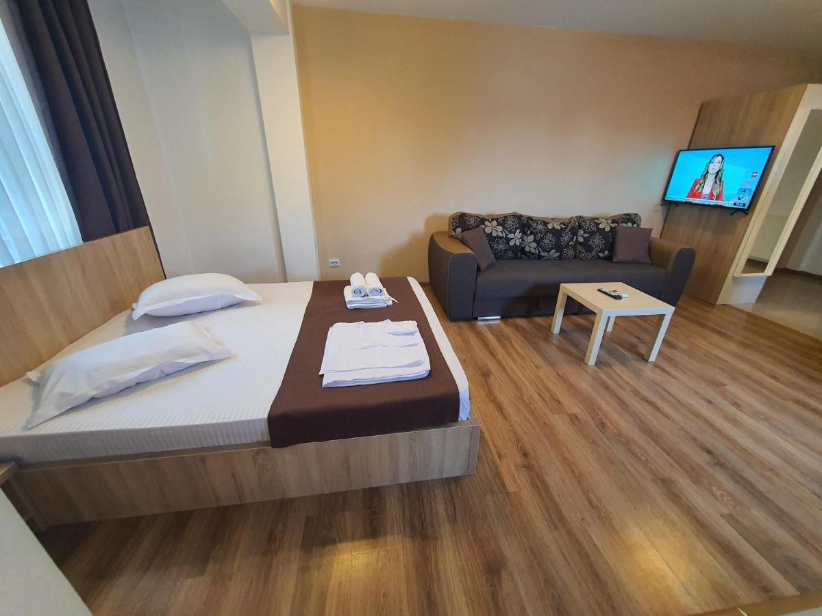 Villa Accommodation Boekarest Buitenkant foto